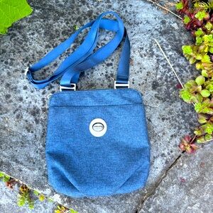 Baggallini Blue (denim look) Crossbody Bag small
